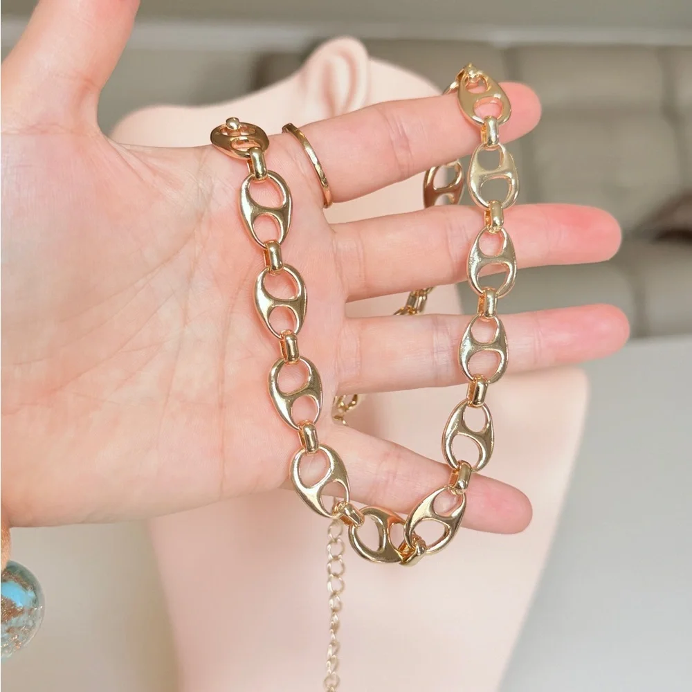 Gold Link Chain Necklace - Women's Fashion Jewelry